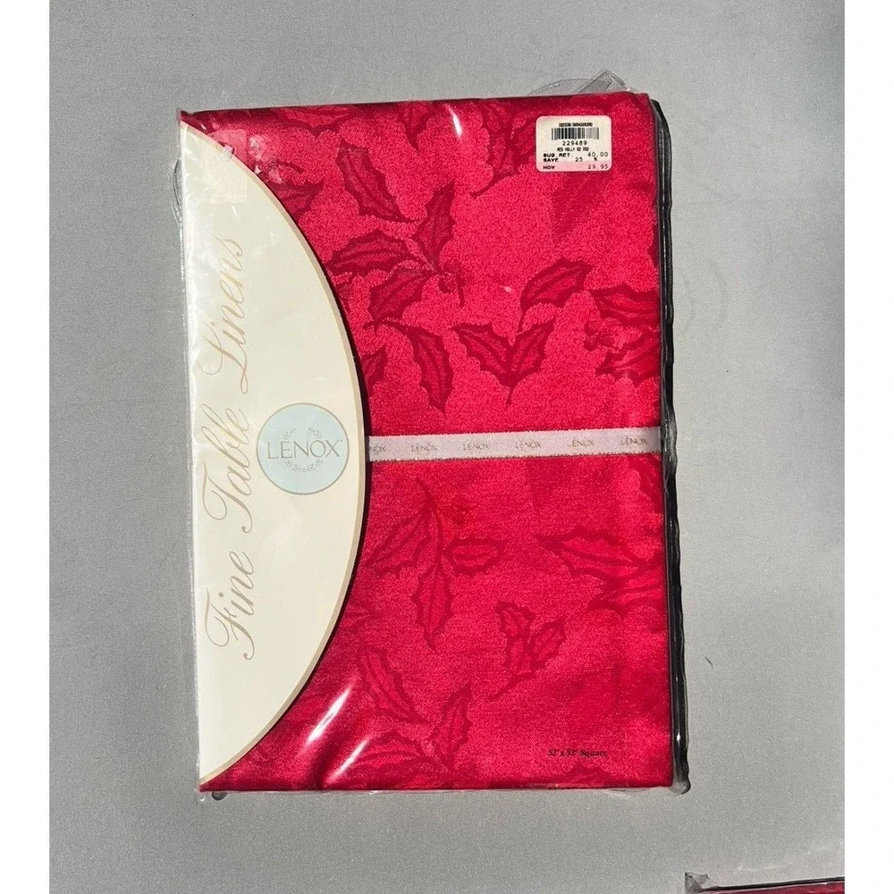 Lenox Holiday Holly Tablecloth Red Jacquard 8 Napkins Christmas 52x52